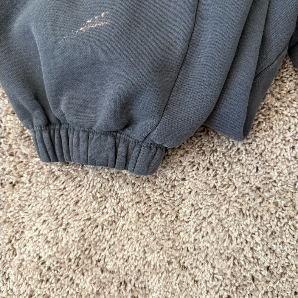 Abercrombie & Fitch Soft Gray Lounge Set - Picture 5 of 5